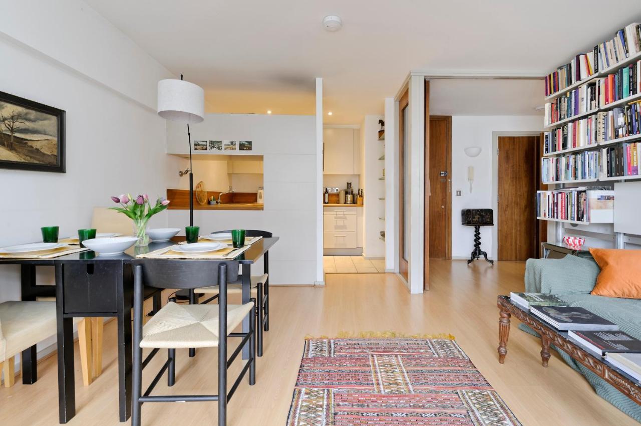 Apartment Large One Bedroom Flat With Balcony Close To The By Underthedoormat London